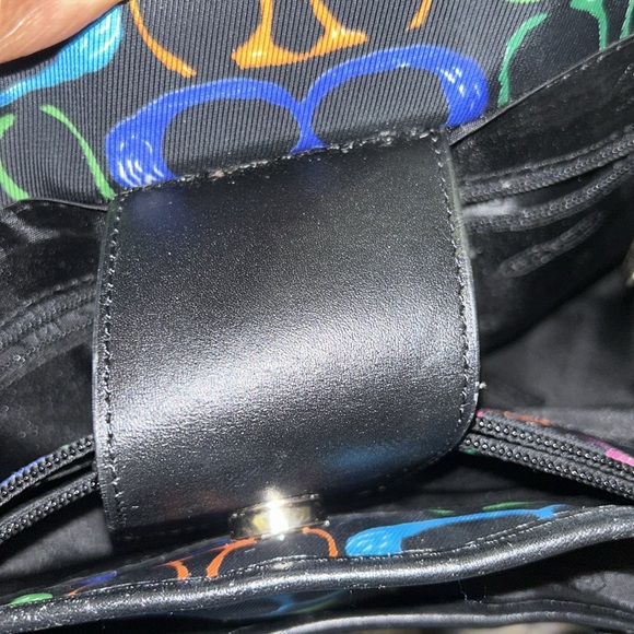 Coach Tote - Picture 5 of 16